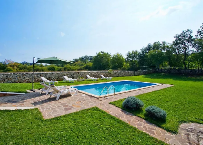 Danieli Ii Vikendica